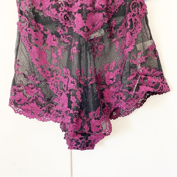 NWT Intimately Free People Too Cute To Handle Lace Bodysuit Black & Fuschia XS - Picture 4 of 12